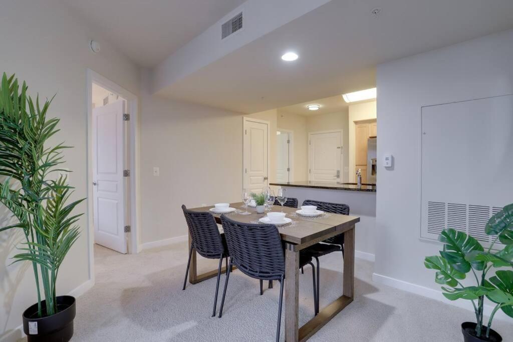 Pentagon City Comfort Modern Stay أرلنغتون المظهر الخارجي الصورة
