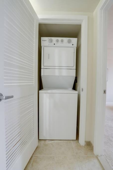 Pentagon City Comfort Modern Stay أرلنغتون المظهر الخارجي الصورة